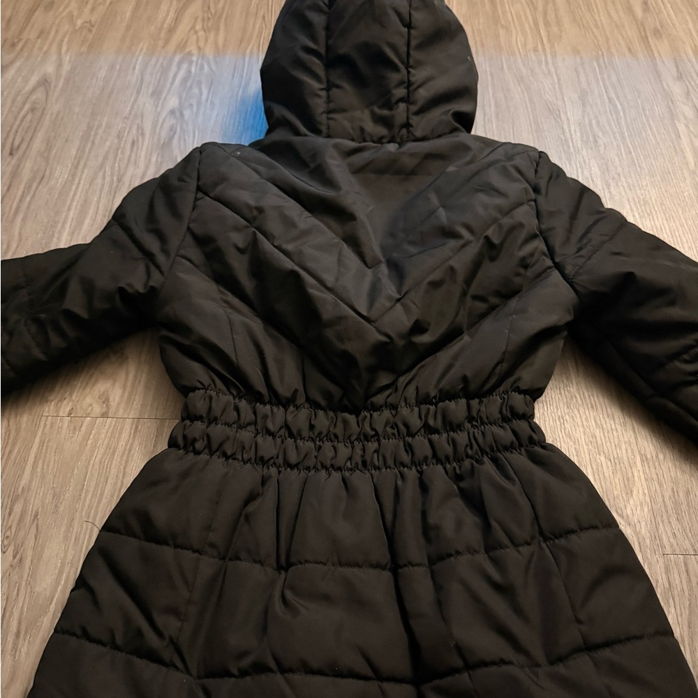 Black Quilted Hooded Puffer Coat with Faux-Fur Trim - Picture 6 of 6